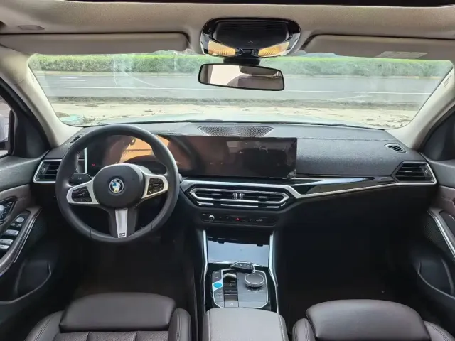 BMW BMW i3 2022 eDrive 35 L — Фото автомобиля 5