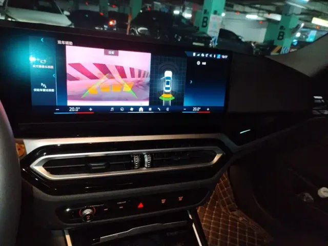BMW 3 Series — Фото автомобиля 9