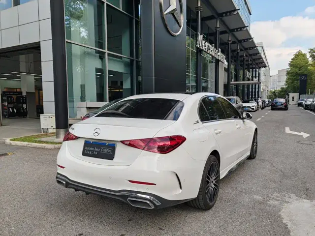 Mercedes-Benz C-Class — Фото автомобиля 4