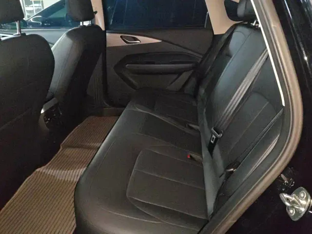 Wuling Starlight — Фото автомобиля 11