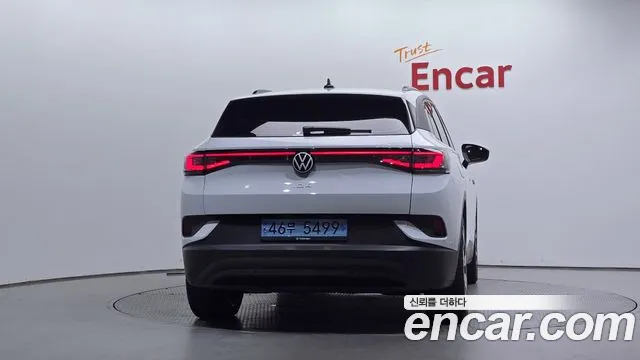 Volkswagen ID.4 — Фото автомобиля 4