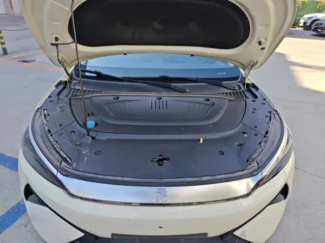 BYD Yuan PLUS — Фото автомобиля 19