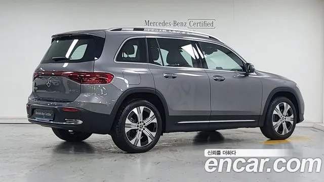 Mercedes-Benz EQB — Фото автомобиля 2