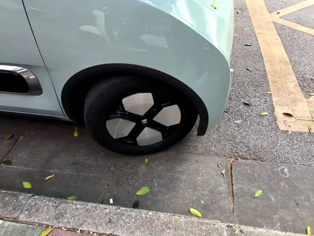 Baojun KiWi EV — Фото автомобиля 10