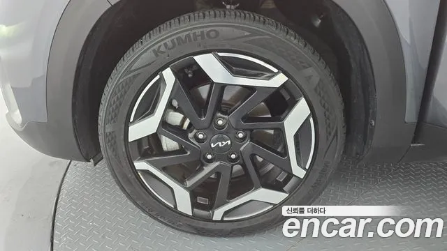 Kia Seltos Бензин 1.6 турбо 2WD — Фото автомобиля 5