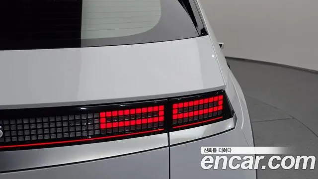 Hyundai Ioniq5 Ioniq5 Long Range AWD — Фото автомобиля 20