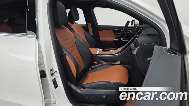 Mercedes-Benz GLC-Class — Фото автомобиля 12