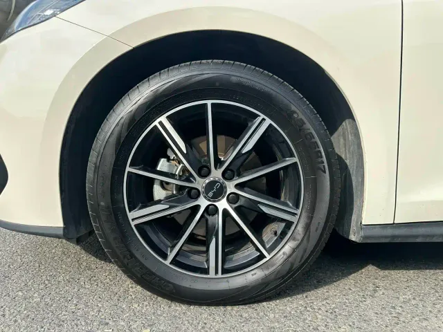 BYD Seal 06 — Фото автомобиля 11