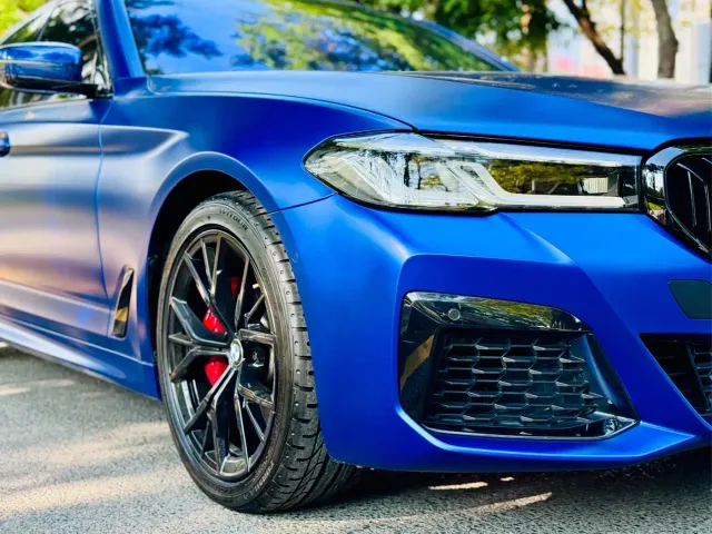 BMW 5 Series — Фото автомобиля 24
