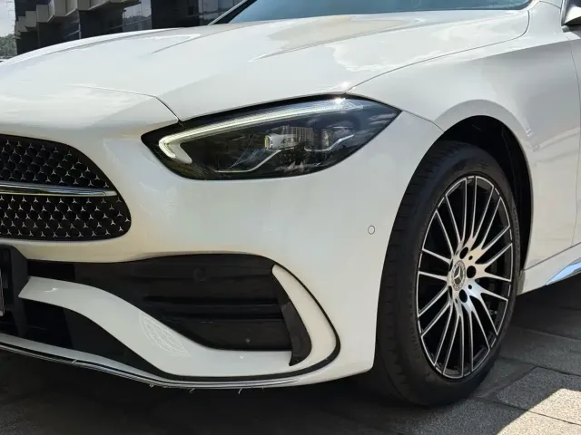 Mercedes-Benz C-Class — Фото автомобиля 24