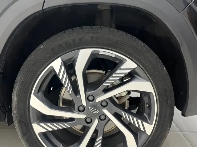 Geely Xingyue L — Фото автомобиля 13