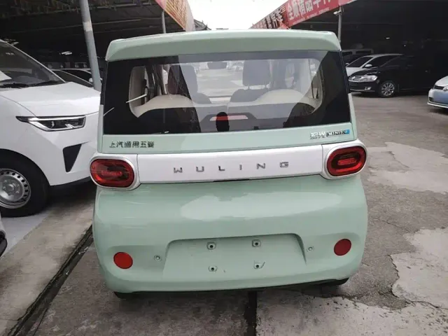 Wuling Hongguang Mini EV — Фото автомобиля 5