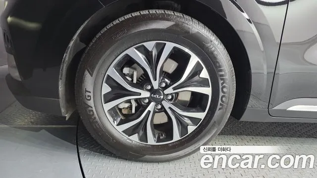 Kia Carnival 4th Gen — Фото автомобиля 5