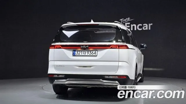 Kia Canival Carnival 4 поколение 7 мест Signature — Фото автомобиля 4
