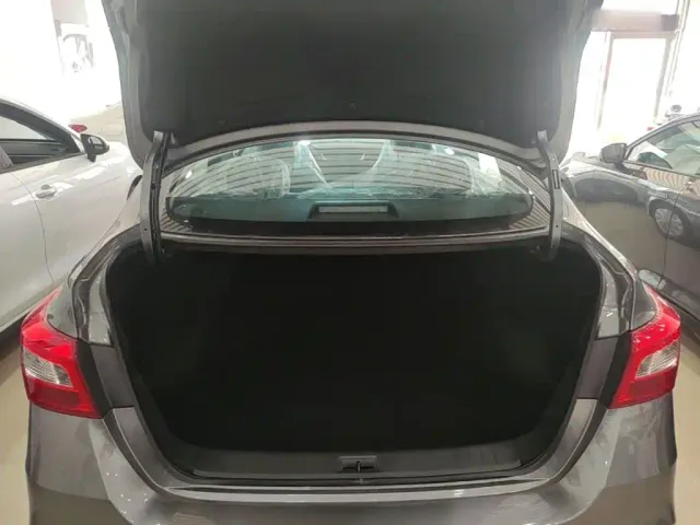 Nissan Sylphy — Фото автомобиля 18