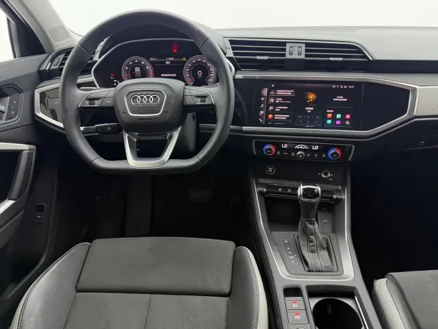 Audi Q3 — Фото автомобиля 10