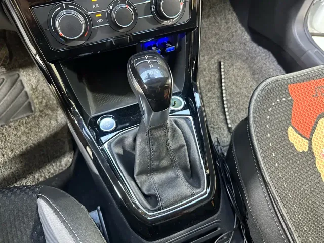 Volkswagen Tanying 2021 1.5L Automatic 30th Anniversary Edition — Фото автомобиля 15