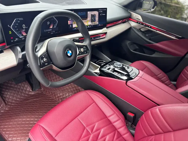 BMW 5 Series — Фото автомобиля 8