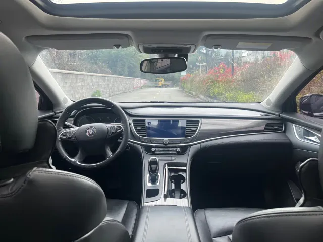Buick LaCrosse — Фото автомобиля 9