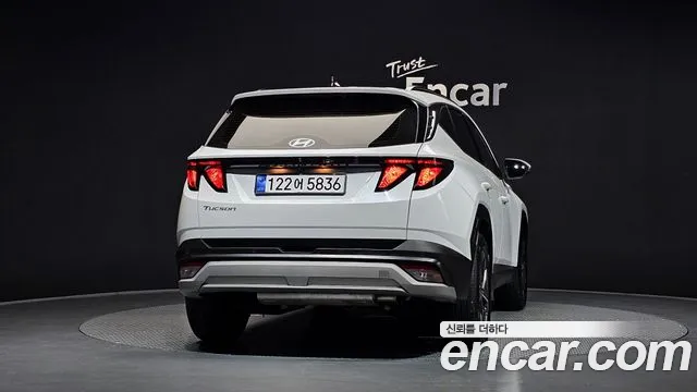 Hyundai Tucson — Фото автомобиля 4