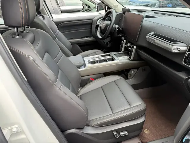Haval Big Dog — Фото автомобиля 10