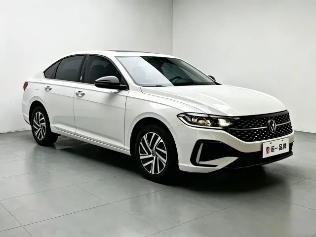 Volkswagen Lavida — Фото автомобиля 3