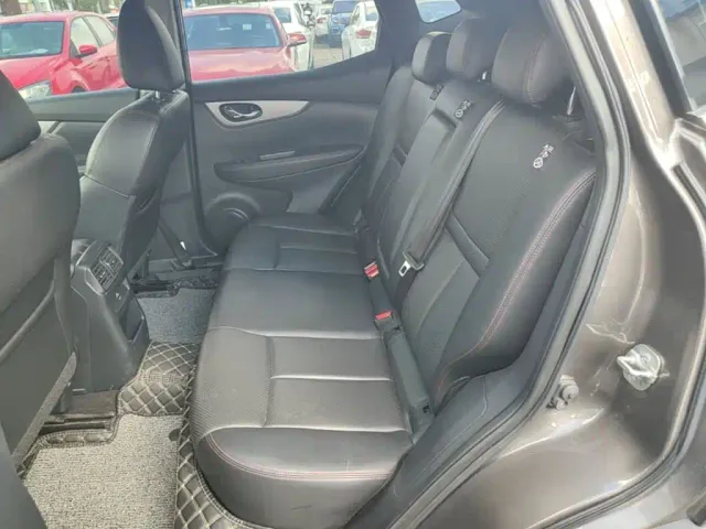 Nissan Qashqai — Фото автомобиля 16