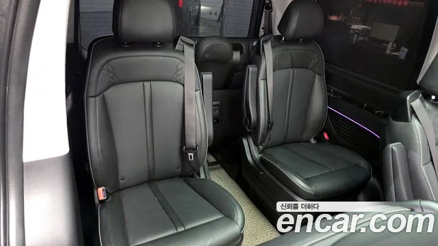 Hyundai Staria Staria Lounge 9 мест — Фото автомобиля 11