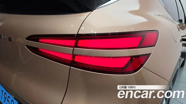 Genesis GV60 — Фото автомобиля 23
