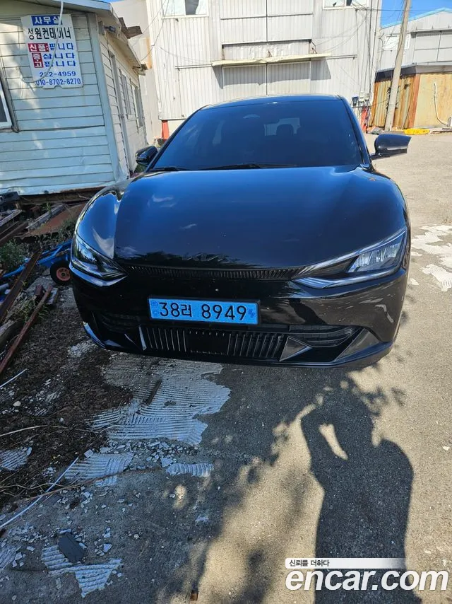 Kia EV6 — Фото автомобиля 11