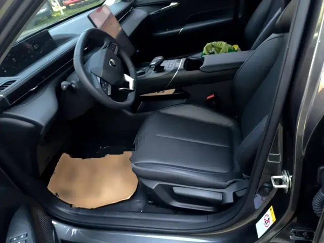 Changan Eado — Фото автомобиля 14