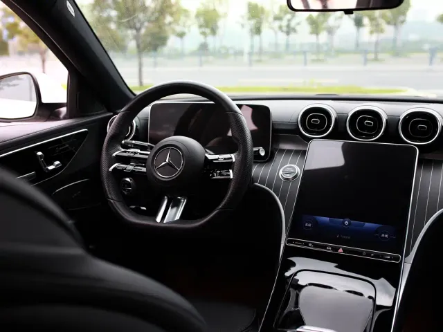 Mercedes-Benz C-Class — Фото автомобиля 6