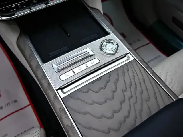 ZEEKR Zeekr 9X 2025 model Ultra Edition 70kWh — Фото автомобиля 19
