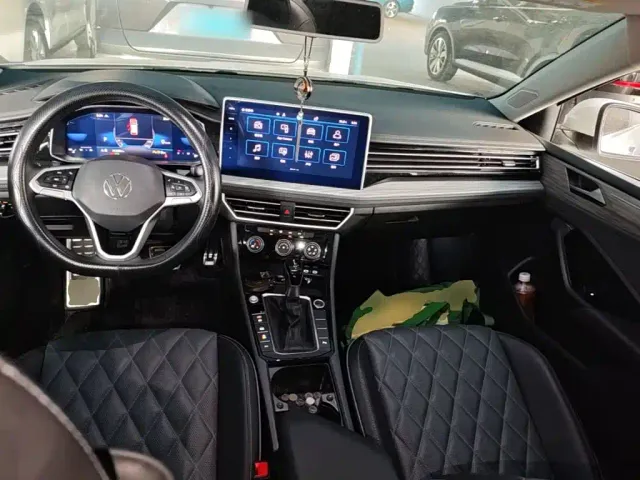 Volkswagen Sagitar — Фото автомобиля 9