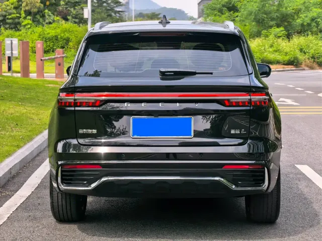 Geely Xingyue L — Фото автомобиля 15