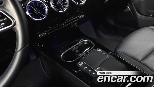 Mercedes-Benz A-Class W177 — Фото автомобиля 18