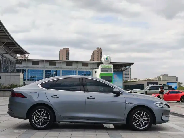 BYD Qin PLUS — Фото автомобиля 7