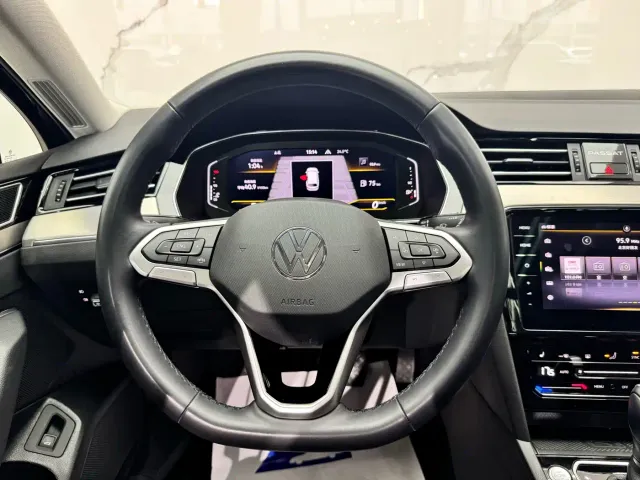 Volkswagen Weilan 2021 2.0T Smooth Ride Edition — Фото автомобиля 10