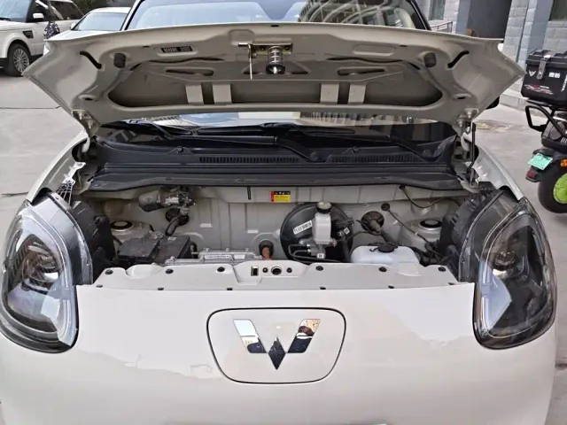 Wuling Hongguang Mini EV — Фото автомобиля 21