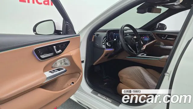 Mercedes-Benz E-Class — Фото автомобиля 10