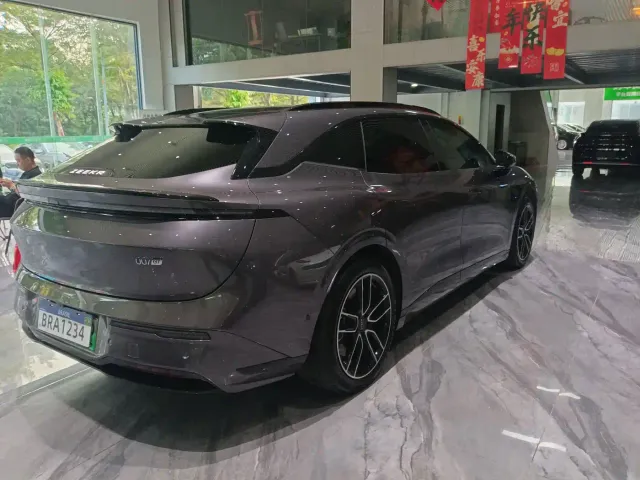 Zeekr 007 GT — Фото автомобиля 19