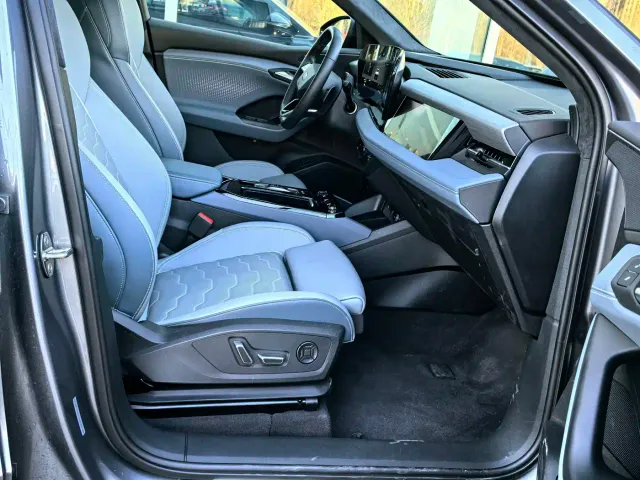 Audi Q6L e-tron — Фото автомобиля 14