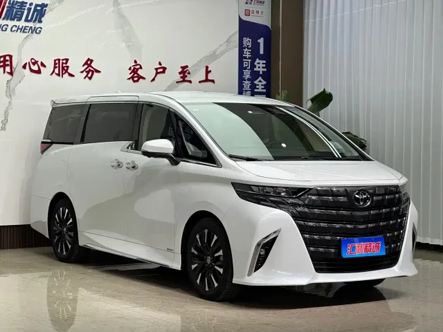 Toyota Alphard — Фото автомобиля 3
