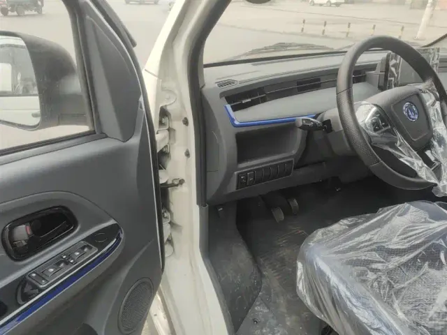 Dongfeng Yufeng EM27 — Фото автомобиля 15