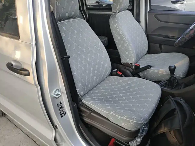 Wuling Hongguang V — Фото автомобиля 24