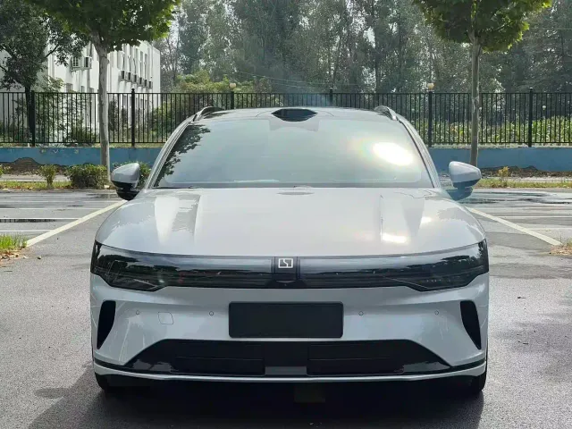 Zeekr 007 GT — Фото автомобиля 2