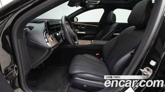 Mercedes-Benz E-Class — Фото автомобиля 14