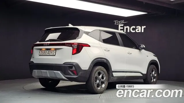Kia Seltos Бензин 1.6 турбо 2WD — Фото автомобиля 2