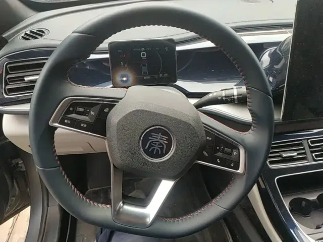 BYD Qin PLUS — Фото автомобиля 10