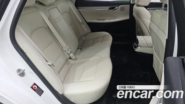 Hyundai Grandeur Новый Grandeur IG — Фото автомобиля 11